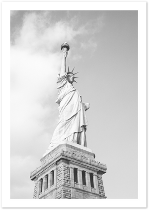 Posterux© | Statue of Liberty – Black & White Photography Print poster – premium wall art